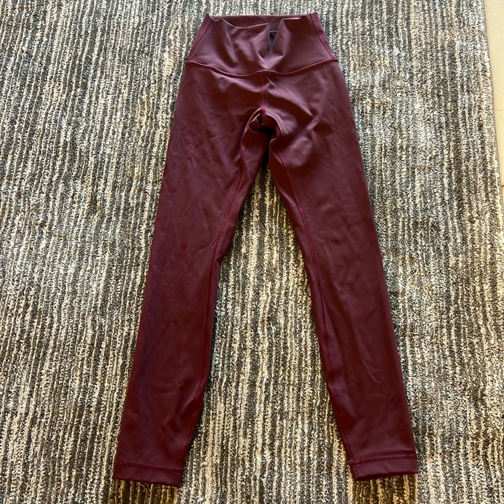 NWOT lululemon leggings size 2